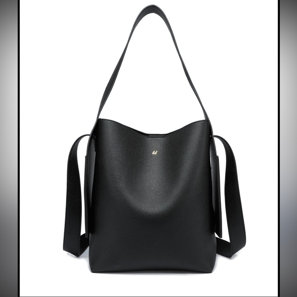 LIKE DREAMS Desert Dreamer Tote Bag In Black